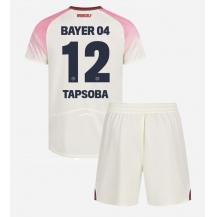 Bayer Leverkusen Edmond Tapsoba #12 Uit tenue Kids 2025-26 Korte Mouwen (+ broek)