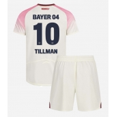 Bayer Leverkusen Malik Tillman #10 Uit tenue Kids 2025-26 Korte Mouwen (+ broek)