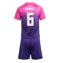 Duitsland Joshua Kimmich #6 Uit tenue Kids EK 2024 Korte Mouwen (+ broek)