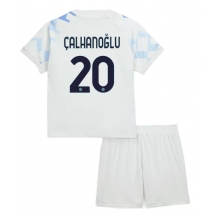 Inter Milan Hakan Calhanoglu #20 Uit tenue Kids 2025-26 Korte Mouwen (+ broek)