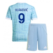 Juventus Dusan Vlahovic #9 Uit tenue Kids 2025-26 Korte Mouwen (+ broek)