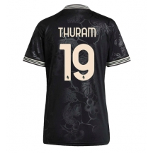 Juventus Khephren Thuram #19 Derde tenue Dames 2025-26 Korte Mouwen