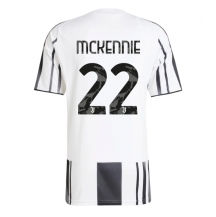 Juventus Weston McKennie #22 Thuis tenue 2025-26 Korte Mouwen