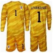 Kroatië Dominik Livakovic #1 Keeper Thuis tenue Kids EK 2024 Lange Mouwen (+ broek)