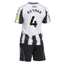 Newcastle United Sven Botman #4 Thuis tenue Kids 2025-26 Korte Mouwen (+ broek)