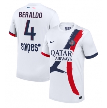 Paris Saint-Germain Lucas Beraldo #4 Uit tenue 2025-26 Korte Mouwen