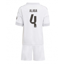 Real Madrid David Alaba #4 Thuis tenue Kids 2025-26 Korte Mouwen (+ broek)