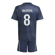 Real Madrid Federico Valverde #8 Uit tenue Kids 2025-26 Korte Mouwen (+ broek)